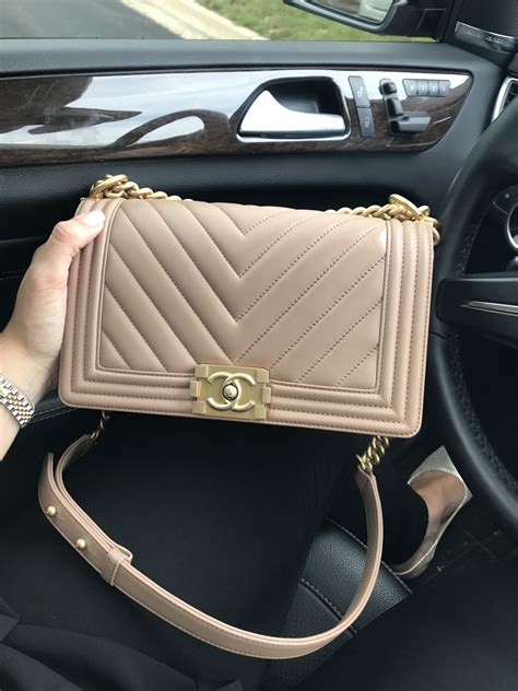 chanel boy bag size 25|chanel boy bag beige.